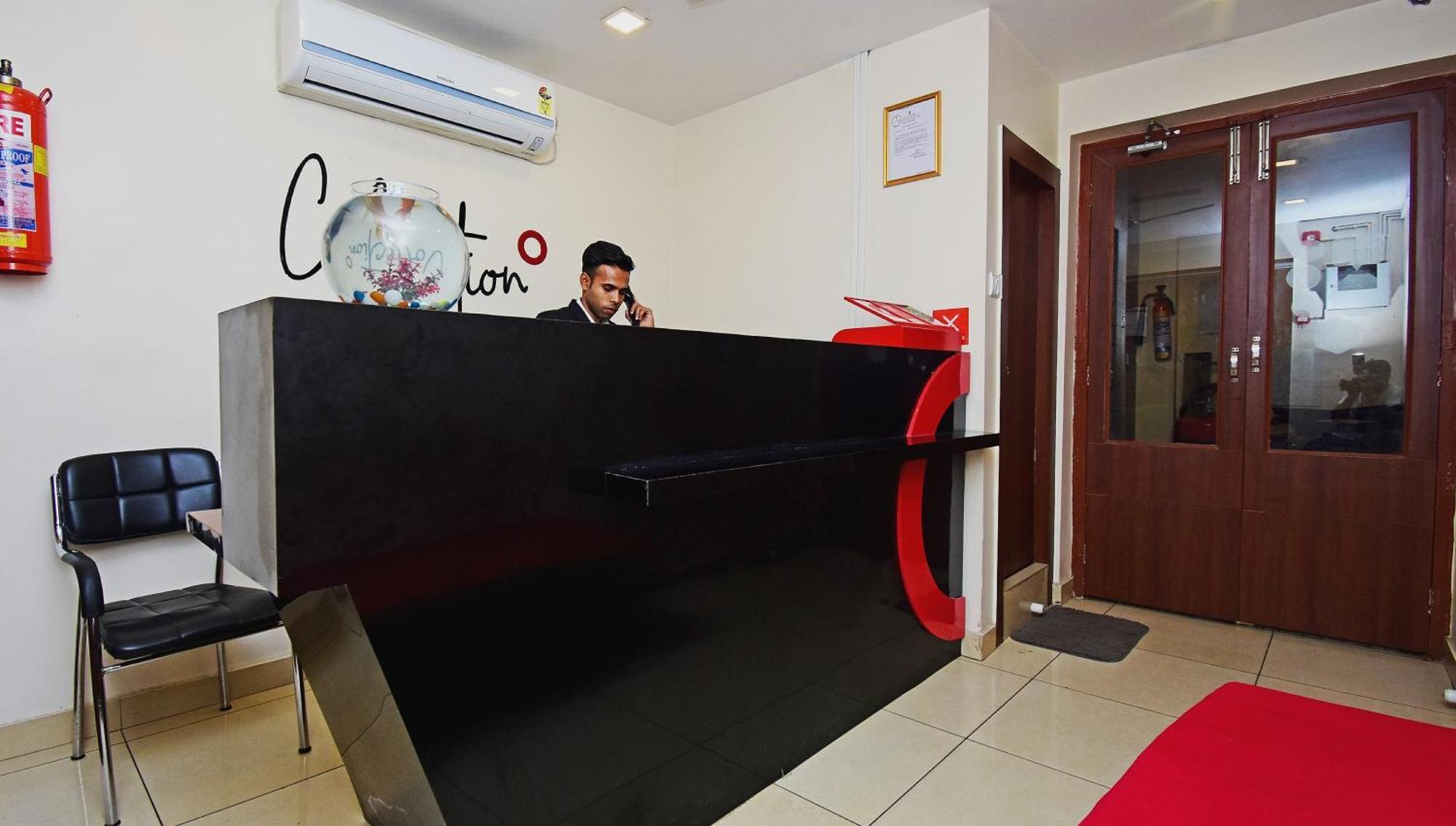 מלון Dum Dum Super Collection O Gokul Residency Near Emami City Dumdum Opposite Raja Palace מראה חיצוני תמונה