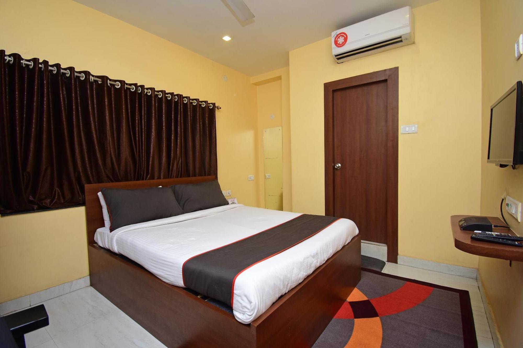 מלון Dum Dum Super Collection O Gokul Residency Near Emami City Dumdum Opposite Raja Palace מראה חיצוני תמונה