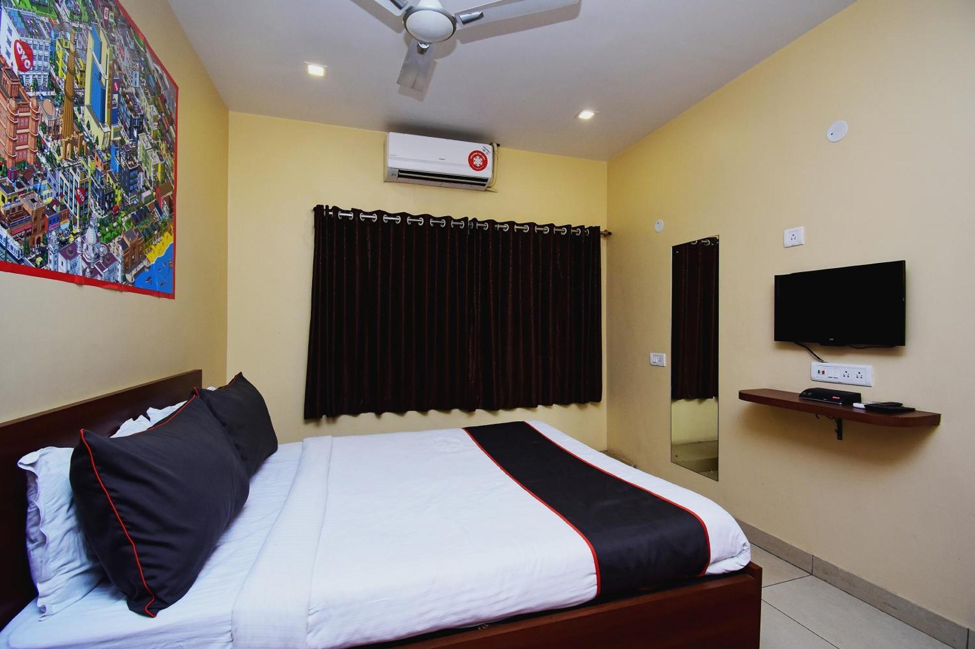 מלון Dum Dum Super Collection O Gokul Residency Near Emami City Dumdum Opposite Raja Palace מראה חיצוני תמונה