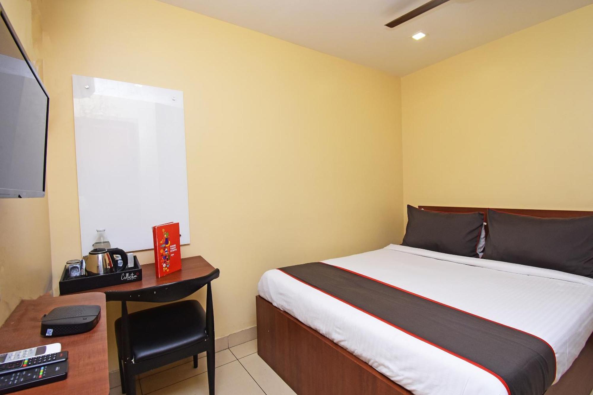 מלון Dum Dum Super Collection O Gokul Residency Near Emami City Dumdum Opposite Raja Palace מראה חיצוני תמונה
