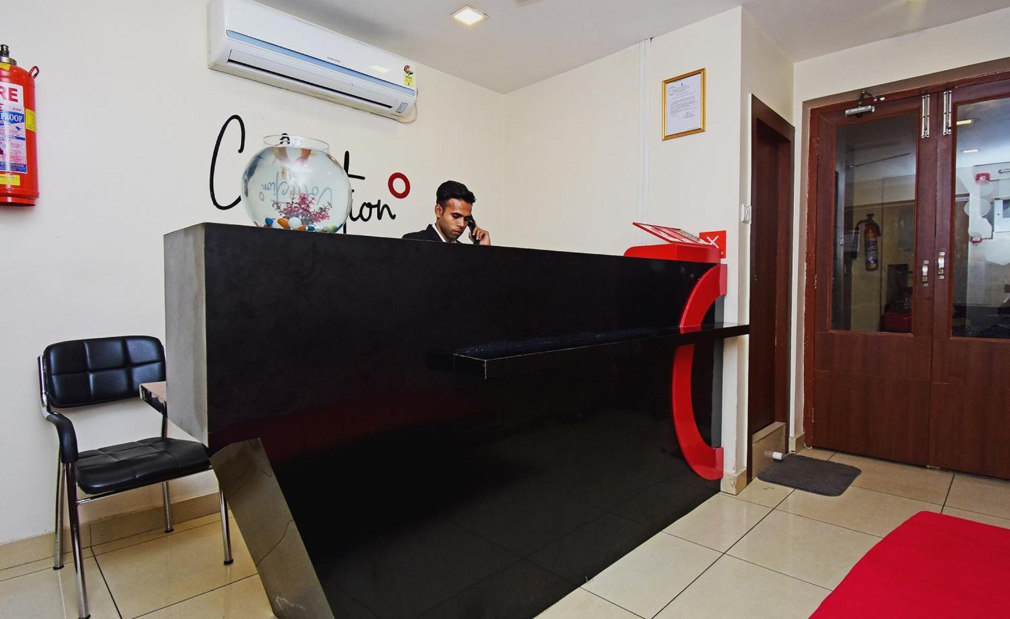 מלון Dum Dum Super Collection O Gokul Residency Near Emami City Dumdum Opposite Raja Palace מראה חיצוני תמונה