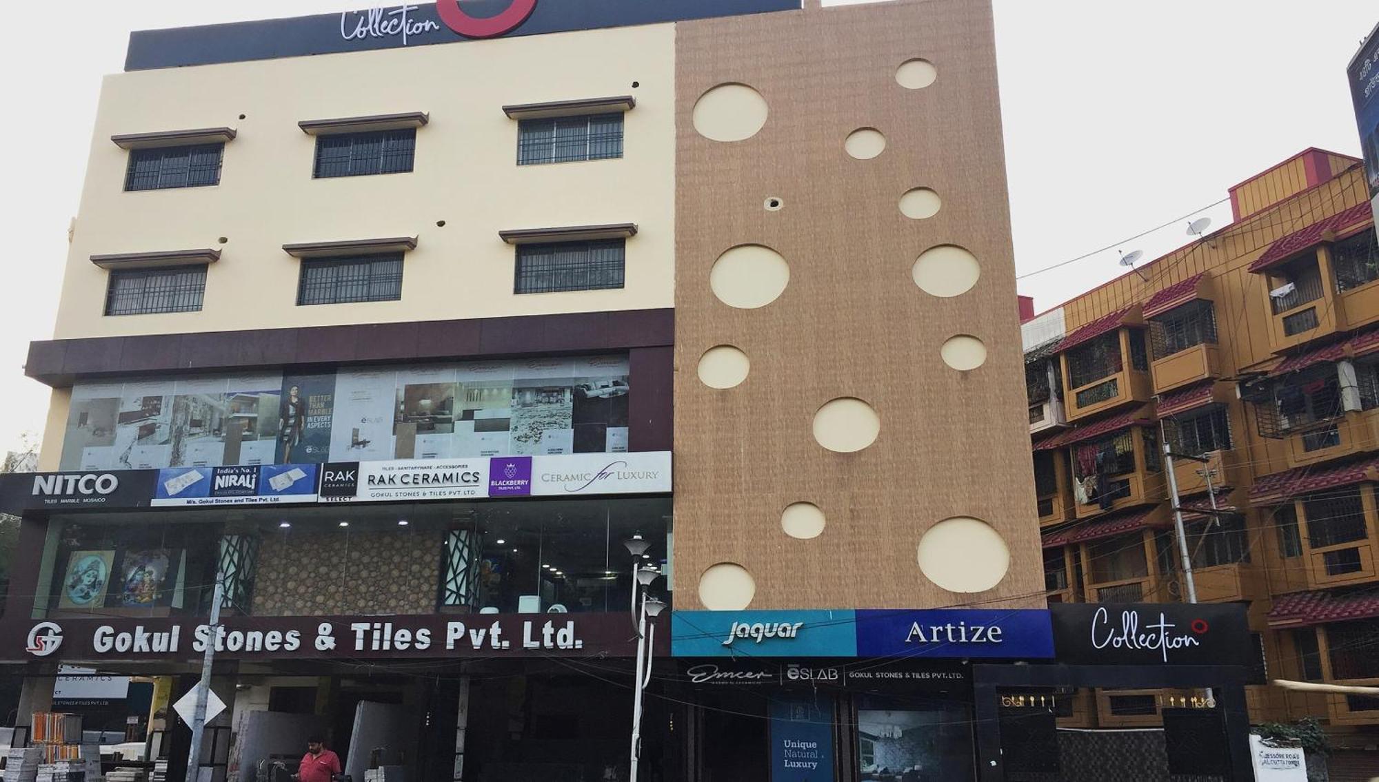 מלון Dum Dum Super Collection O Gokul Residency Near Emami City Dumdum Opposite Raja Palace מראה חיצוני תמונה