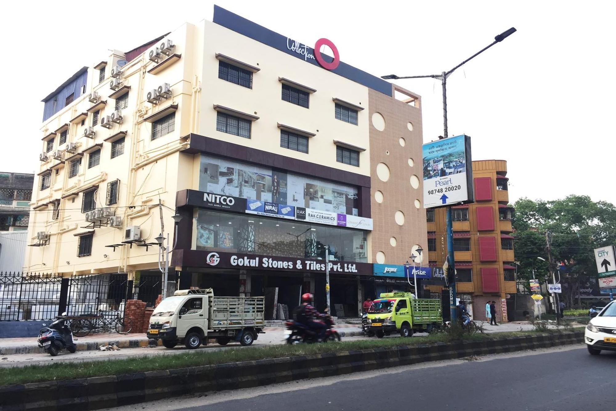 מלון Dum Dum Super Collection O Gokul Residency Near Emami City Dumdum Opposite Raja Palace מראה חיצוני תמונה